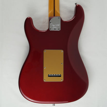Fender American Deluxe Stratocaster V-Neck - USA 2007 - Candy Apple Red - Mit Koffer
