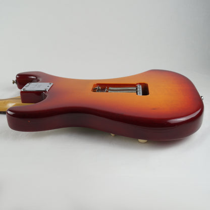 Fender American Deluxe Stratocaster - USA 2002 - Aged Cherry Burst