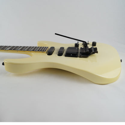 Charvel Model 6 - Japan 1987/1988 - Pearl White, Weiß