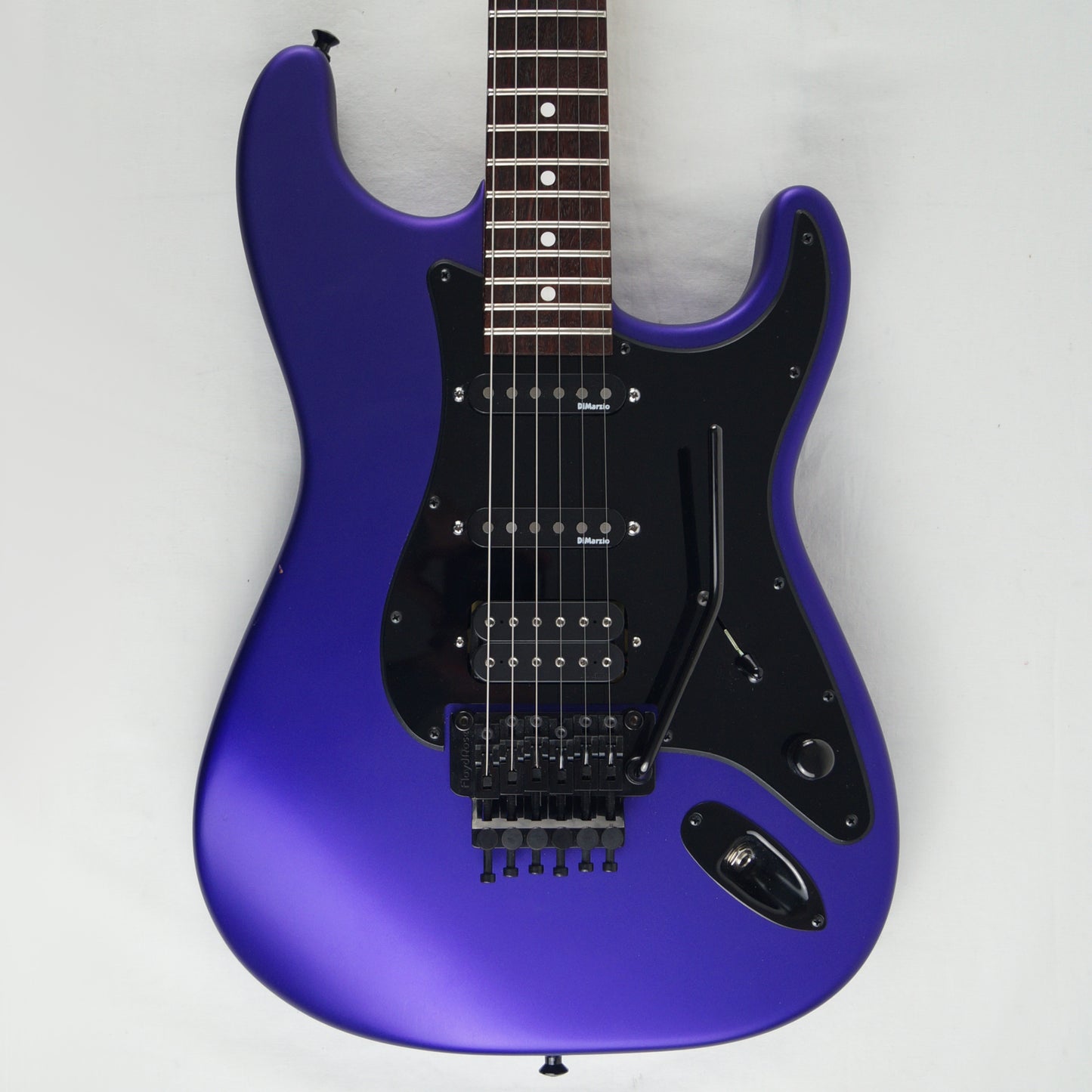 Charvel USA Select So Cal Style 1 HSS FR - Satin Plum - Mit Koffer