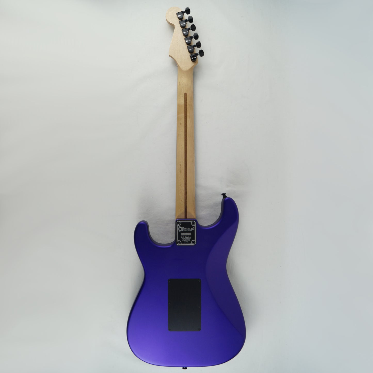 Charvel USA Select So Cal Style 1 HSS FR - Satin Plum - Mit Koffer