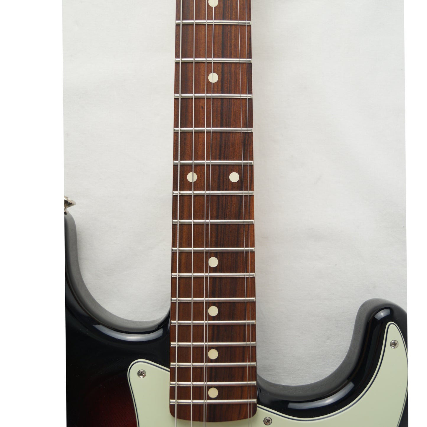 Fender Classic Player 60s Stratocaster - 2019 - 3-Color Sunburst