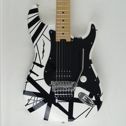 EVH Striped Series - 2014 - White with Black Stripes, Schwarz-Weiß
