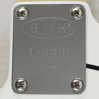 EVH Striped Series - 2014 - White with Black Stripes, Schwarz-Weiß
