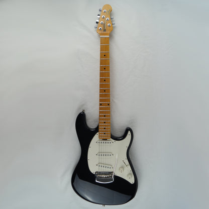 Music Man Cutlass - USA 2016 - Black, Schwarz - Mit Koffer