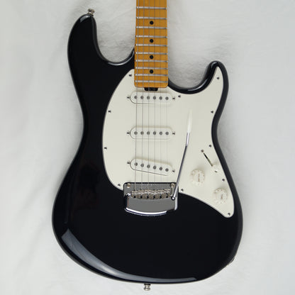 Music Man Cutlass - USA 2016 - Black, Schwarz - Mit Koffer