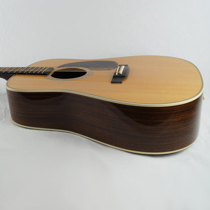 Martin Standard Series HD-28 - USA 2015 - Natural - Dreadnought - Mit Koffer