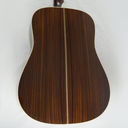 Martin Standard Series HD-28 - USA 2015 - Natural - Dreadnought - Mit Koffer