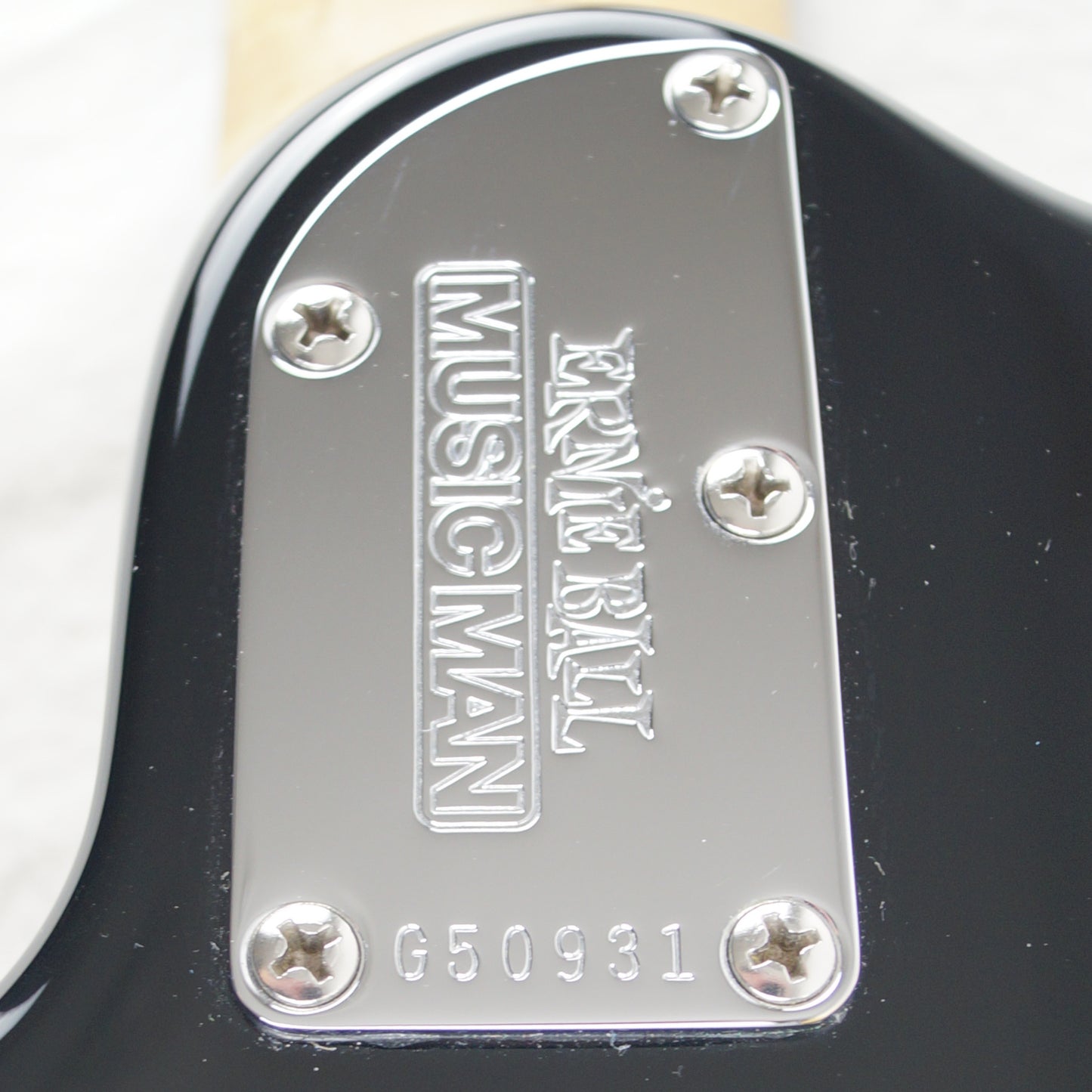Music Man Luke II - USA 2010 - Black, Schwarz - Mit Koffer