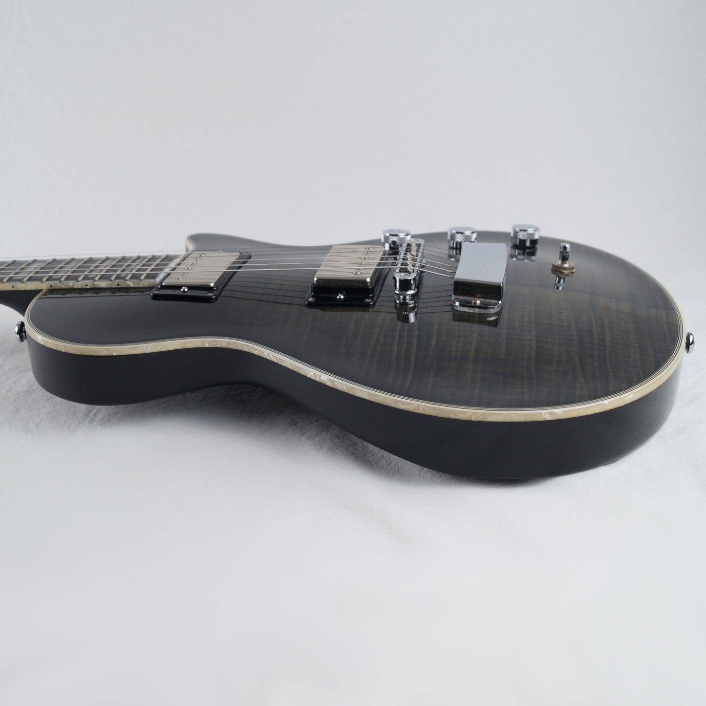 Hagstrom Ultra Max - Dark Storm Burst Gloss, Grau