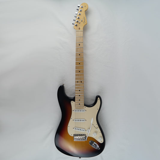 Fender Highway One Stratocaster - USA 2005 - 3 Color Sunburst - Mit Gigbag