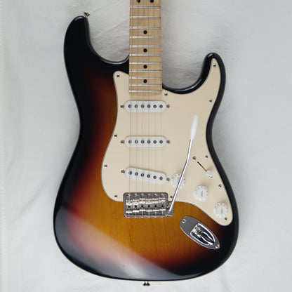 Fender Highway One Stratocaster - USA 2005 - 3 Color Sunburst - Mit Gigbag