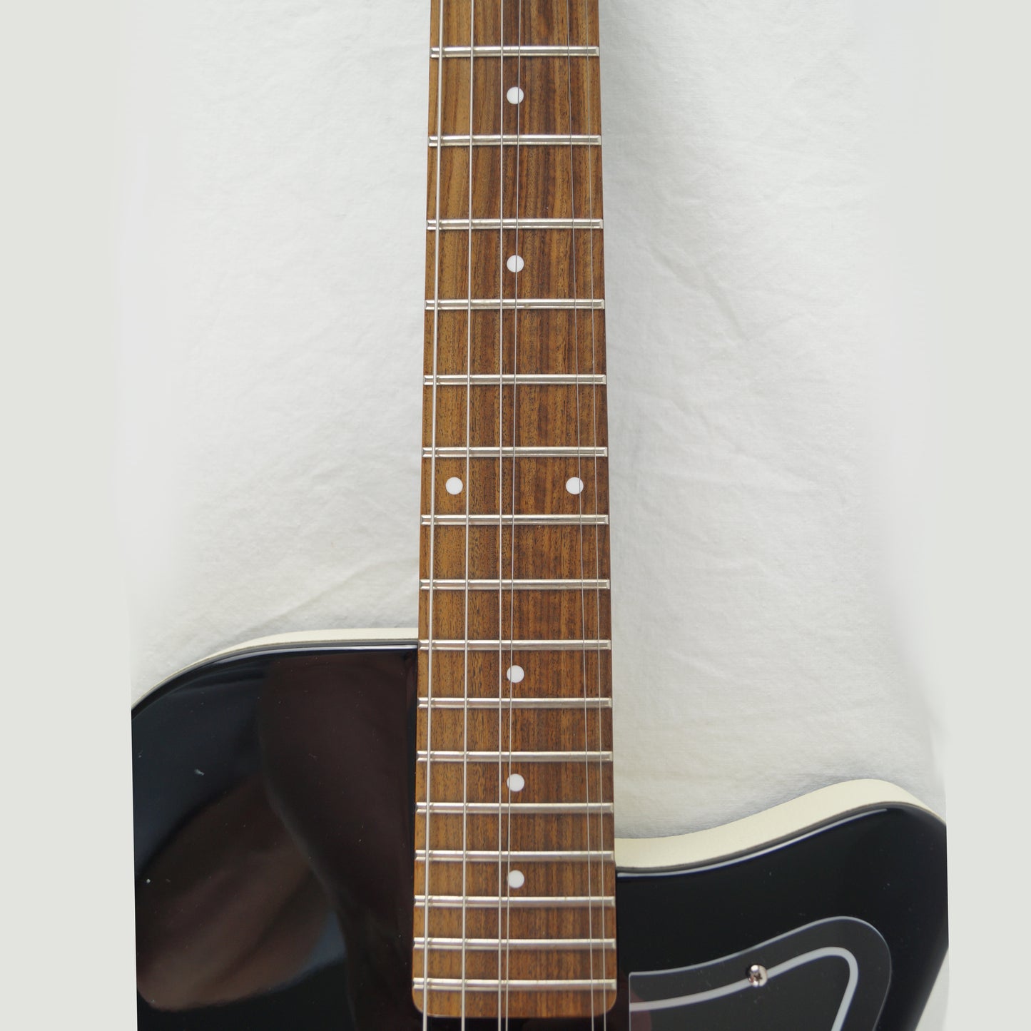 Danelectro 57 - Limo Black, Schwarz