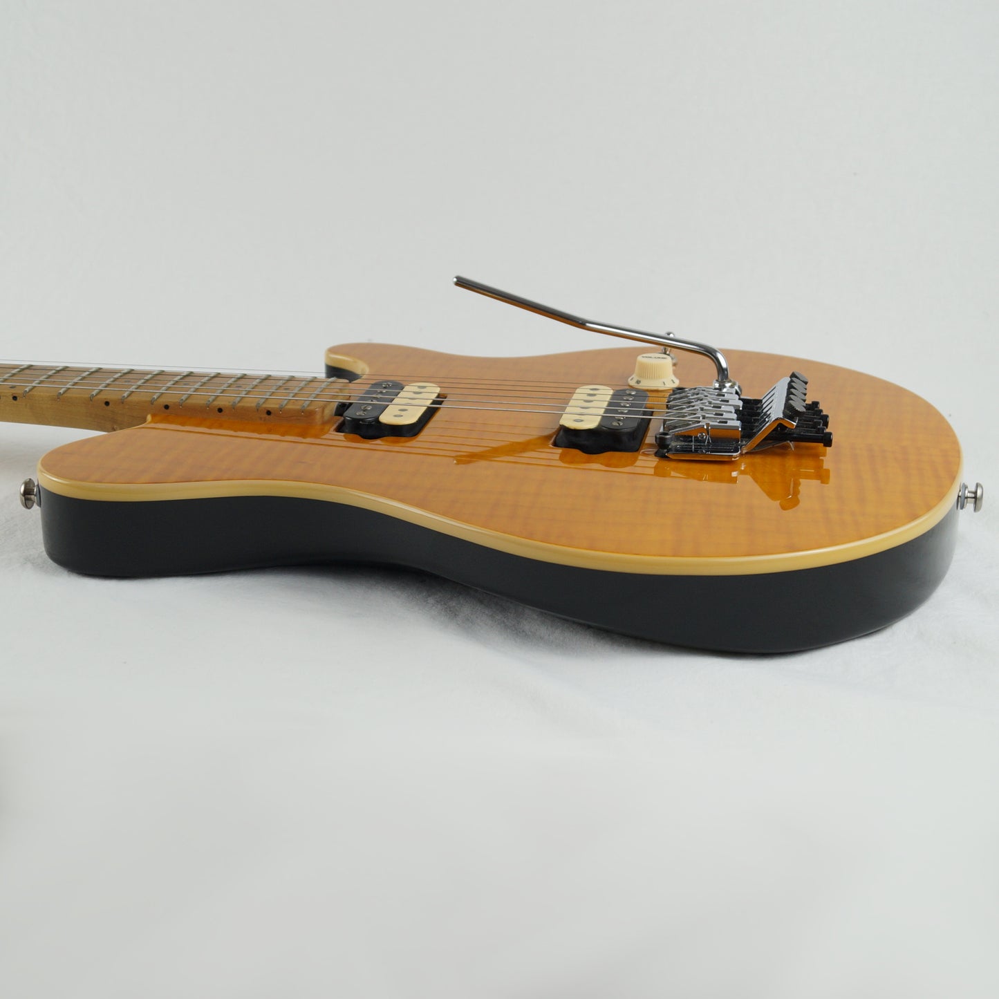 Music Man Axis - USA 2005 - Translucent Gold - Mit Koffer