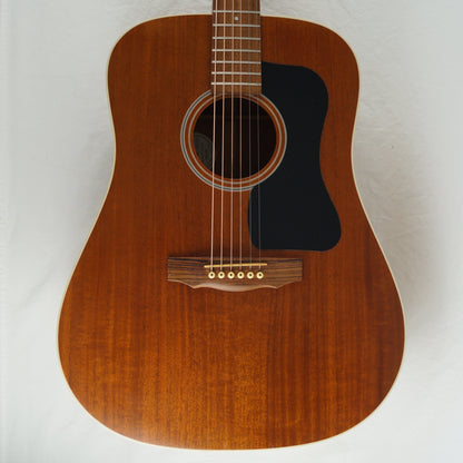 Guild D25 - USA 2003 - Amber, Braun - Dreadnought - Mit Koffer