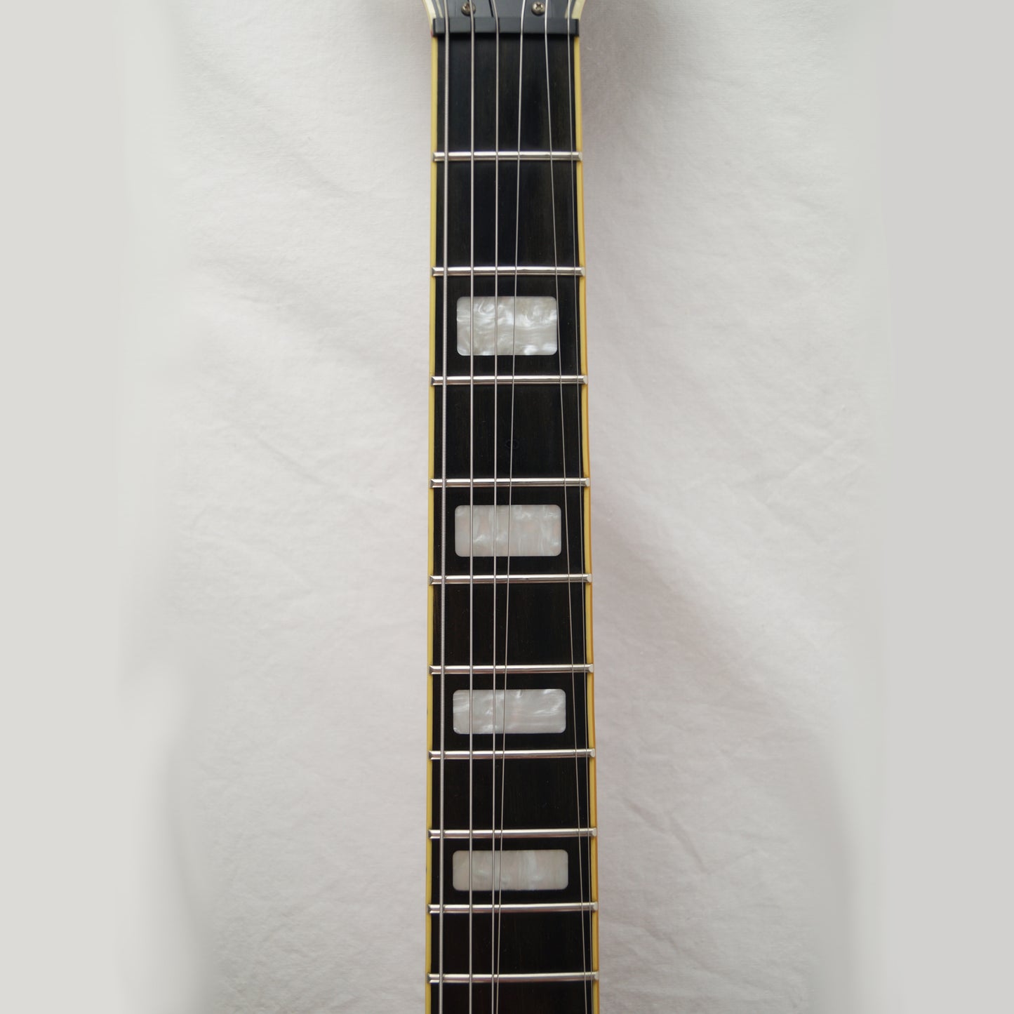 Hagstrom Viking Deluxe - Cherry Sunburst