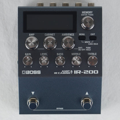 BOSS IR-200 Amp & IR Cabinet - Mit Originalkarton und Netzteil