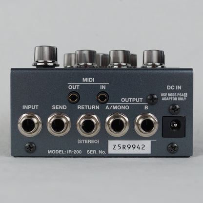 BOSS IR-200 Amp & IR Cabinet - Mit Originalkarton und Netzteil