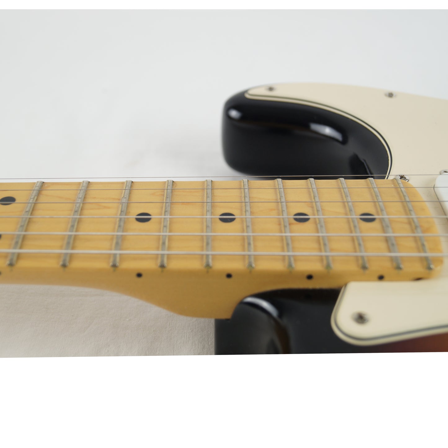 Fender Highway One Stratocaster - USA 2004 - 3-Color Sunburst - Mit Gigbag