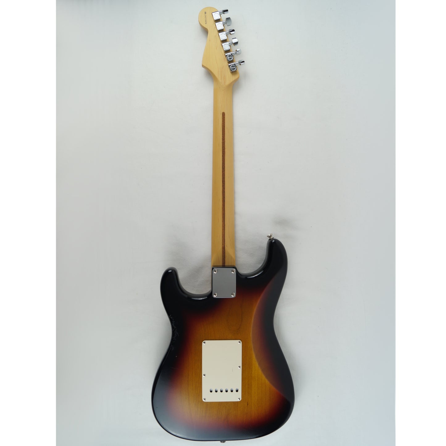 Fender Highway One Stratocaster - USA 2004 - 3-Color Sunburst - Mit Gigbag