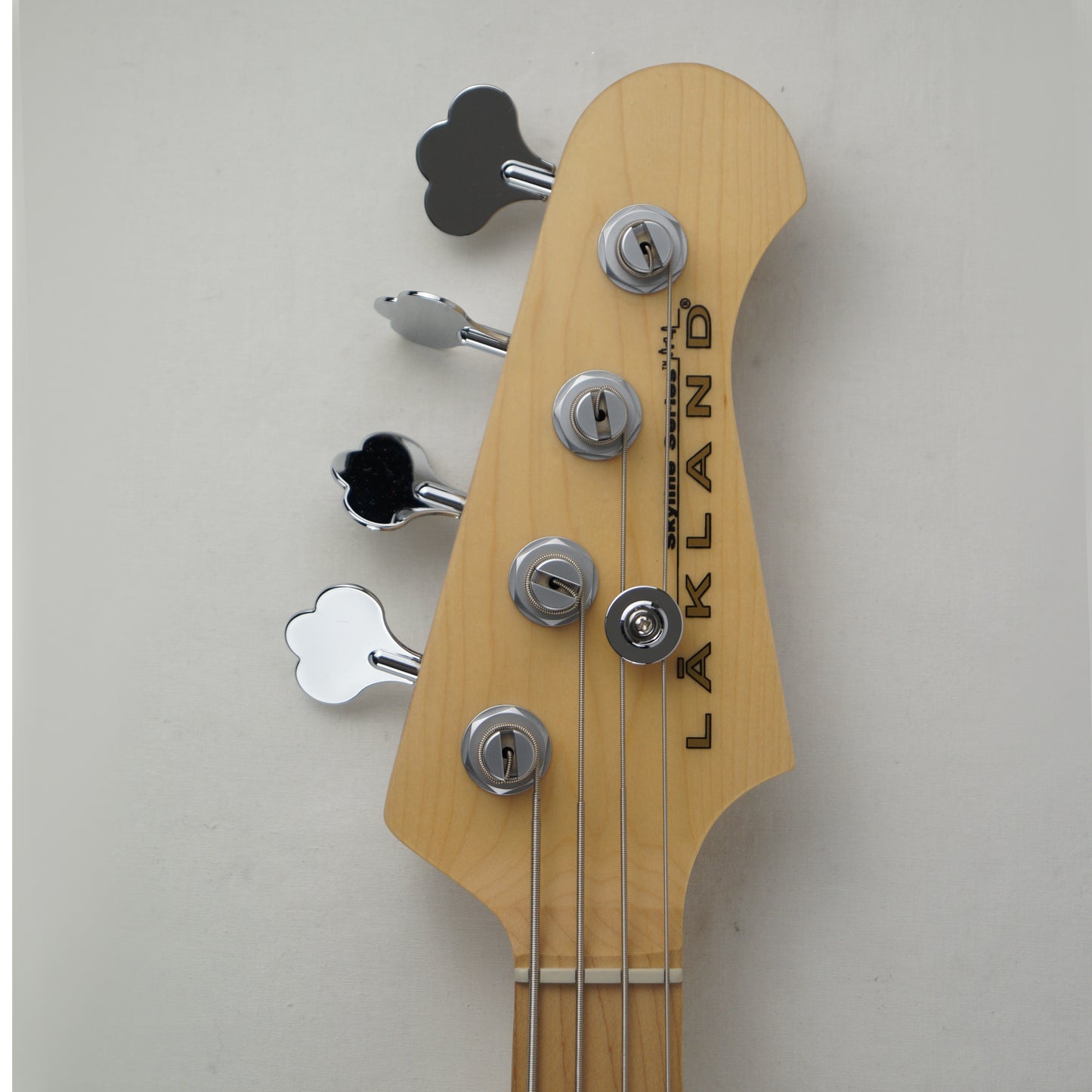 Lakland Skyline 44-02 Deluxe - 2020 - Cherry Sunburst