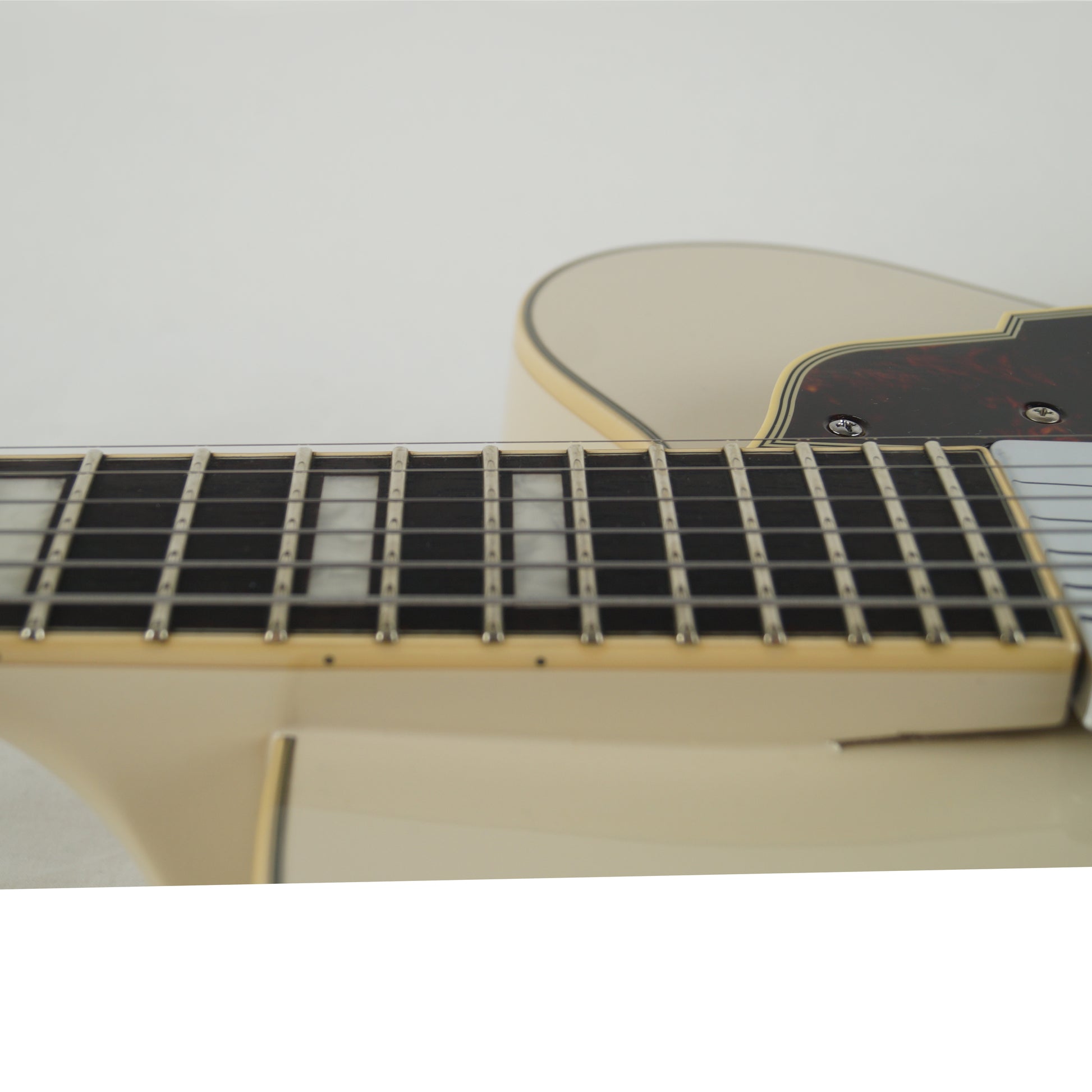 33dbc6c0-1bb2-476b-bc5f-403d5c3f35ea