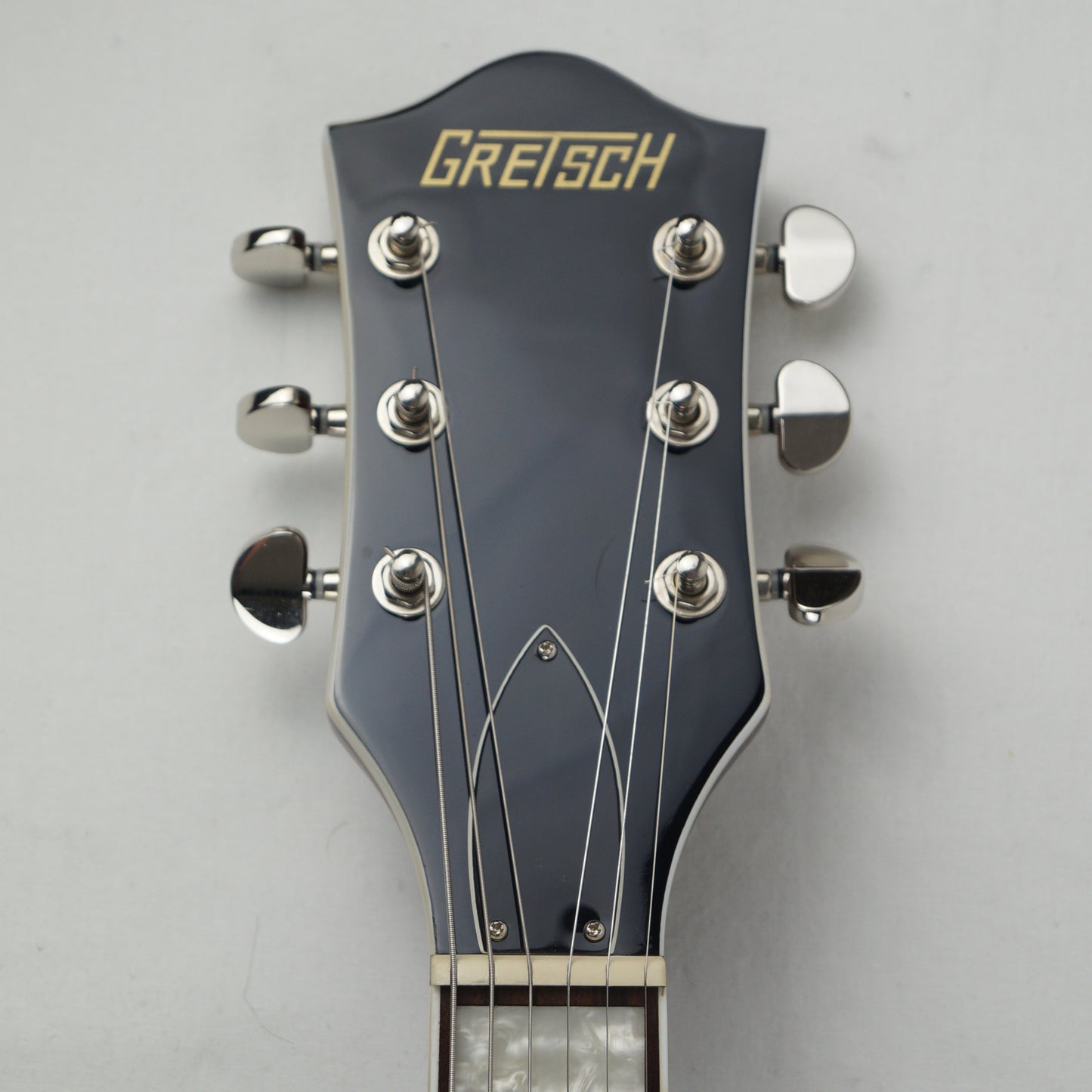 Gretsch G2622 - 2017 - Walnut Stain - Rosewood Fretboard